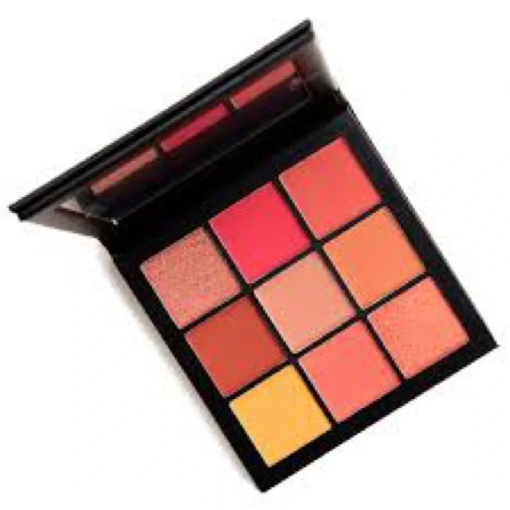 BNIB- HUDA BEAUTY Coral Obsessions Mini Eyeshadow Palette (DISCONTINUED) - Picture 2 of 2